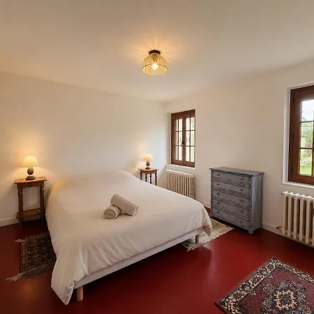 Evadez-vous Aux Portes Des Bois-francs Holiday home Les Barils