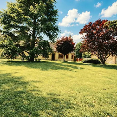 Evadez-vous Aux Portes Des Bois-francs Holiday home *